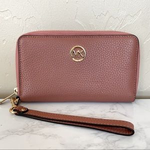 Michael Kors Wallet Large Multifunction Phone Case